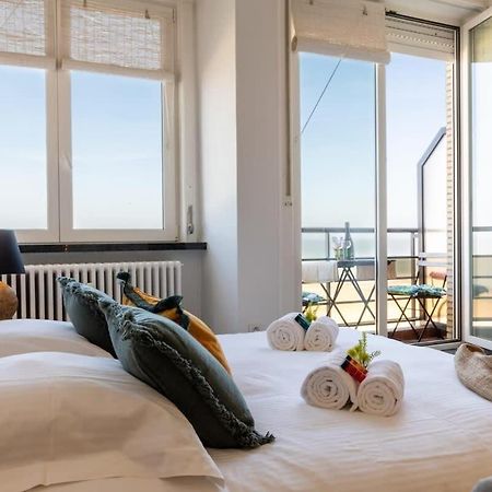 קנוקה-הייסט Huswell - Beautiful Spacious Studio With Frontal Sea View מראה חיצוני תמונה