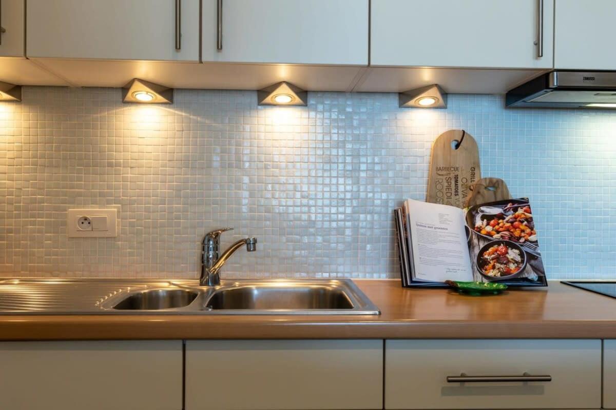 קנוקה-הייסט Huswell - Beautiful Spacious Studio With Frontal Sea View מראה חיצוני תמונה